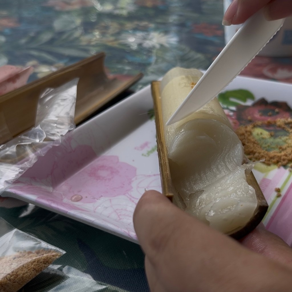 屏東霧台－岩板巷廚房的竹筒冰麻糬