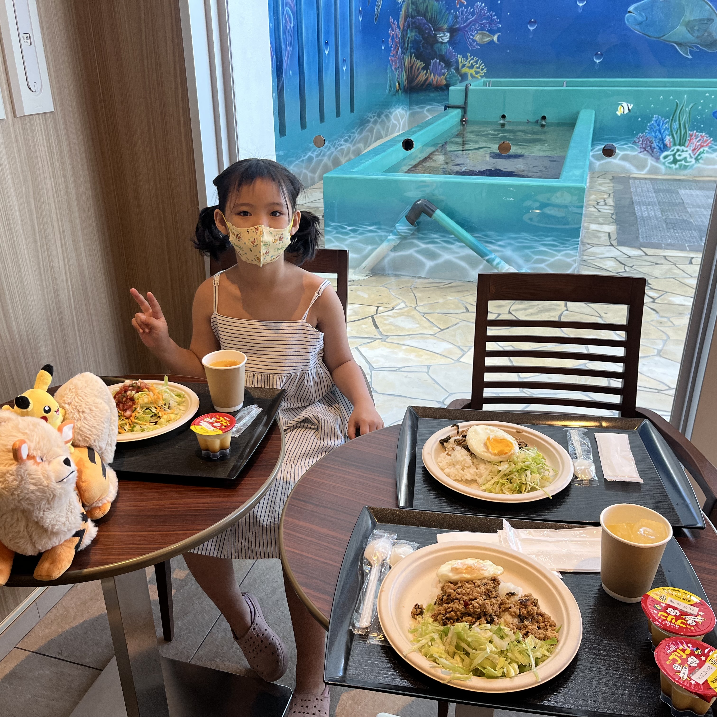 喜璃愈志 LCH 海灘度假村（Kariyushi LCH. Resort on the Beach）室內用餐區